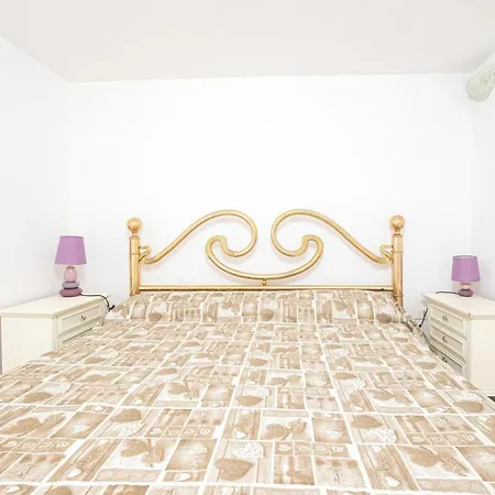 Apartment Vespucci